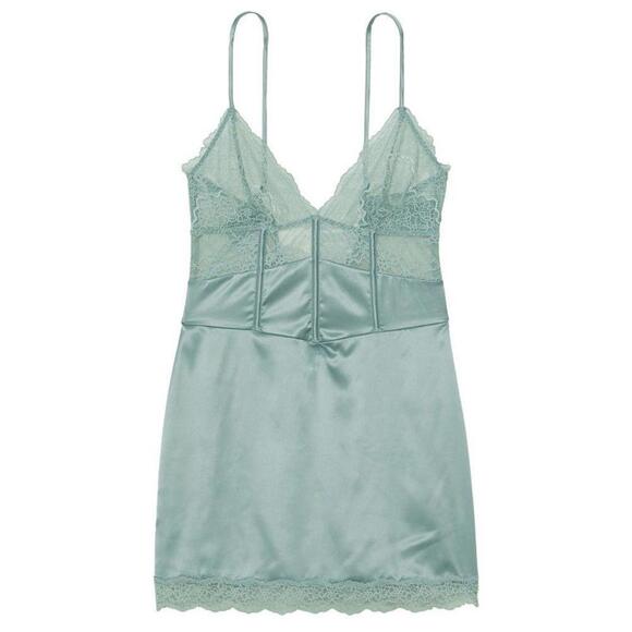 Victoria’s Secret Satin Corset Slip - Picture 4 of 8